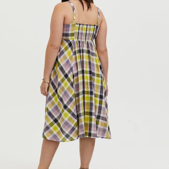 Torrid Multi Plaid Challis Button Front Midi Dress size 2 - Picture 4 of 8
